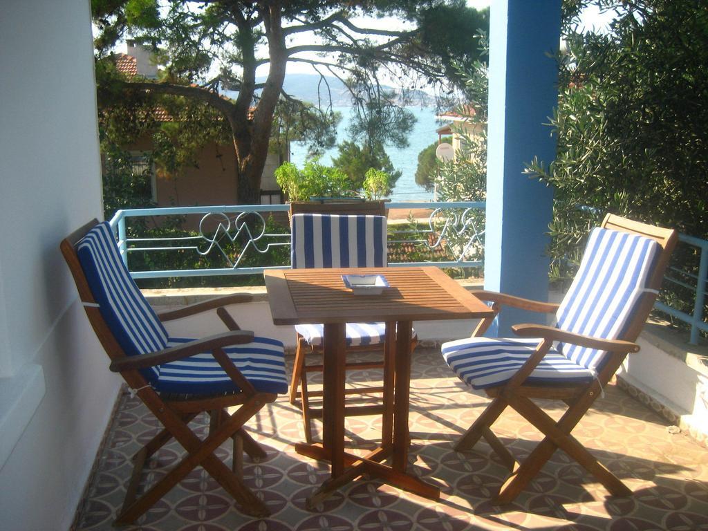 Mavi Pension Hotel Ayvalı Buitenkant foto